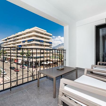 By Riva - Luxurious, Exclusive 2 Bedroom Apt Inside Puerto Banus Marbella Exteriör bild