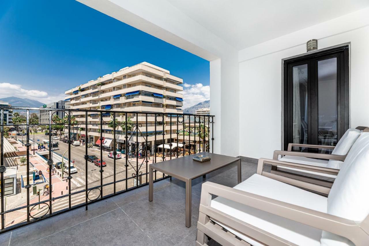 By Riva - Luxurious, Exclusive 2 Bedroom Apt Inside Puerto Banus Marbella Exteriör bild