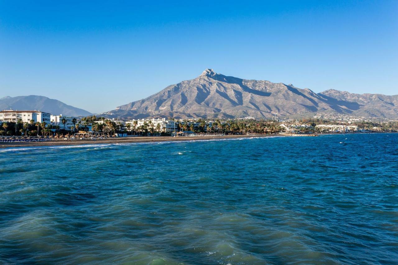 By Riva - Luxurious, Exclusive 2 Bedroom Apt Inside Puerto Banus Marbella Exteriör bild