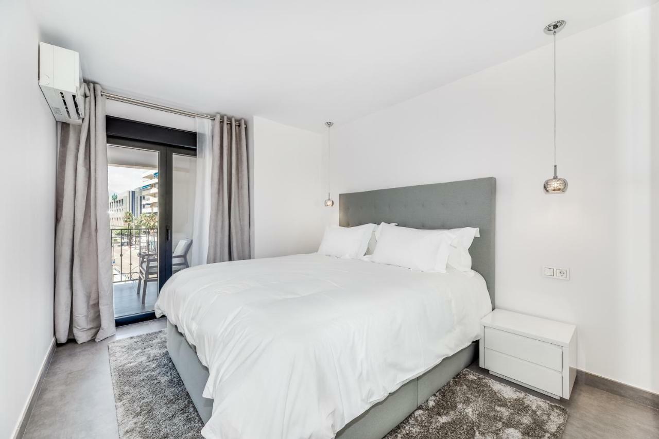By Riva - Luxurious, Exclusive 2 Bedroom Apt Inside Puerto Banus Marbella Exteriör bild