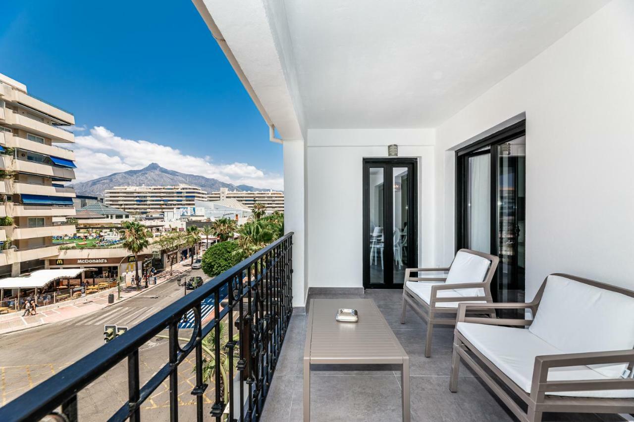By Riva - Luxurious, Exclusive 2 Bedroom Apt Inside Puerto Banus Marbella Exteriör bild